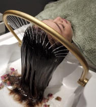 Emmebi Italia Hair Care & Head Spa Emmebi 意大利有機幹細胞認證生髮療程 | 50 分鐘 + 10 分鐘 AI 分析