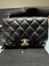 Chanel Classic flap Bag - 22cm (mini square 20cm 代替品）