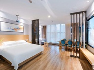 Yunsun Hotel (Hefei South High-Speed Rail Station.Lei Street)
