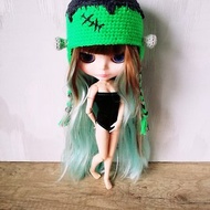 Blythe hat crochet green Frankenstein
