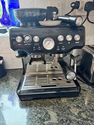 Breville BES870XL Barista Express Espresso Machine