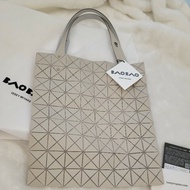 ❤️三宅一生奶油灰托特包（有底座）