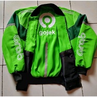 G0JEK GR3B REVERSIBLE BOMBER JACKET