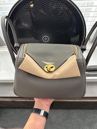 連正單！Hermès Gris Meyer Lindy 26 ghw 積雨雲灰金lindy 26