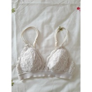 Si bra size 65/70 AB white and gray lace error