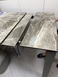雲石紋伸縮餐枱