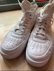 Nike Air Force 1 (similar style)