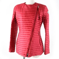 MONCLER AXINITE 輕薄羽絨服，RED，女款1碼，成色極佳，附品牌標誌貼片。