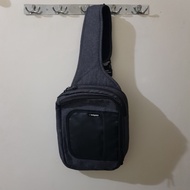 Tas Selempang Tablet 10 inch - Bodypack