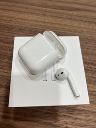 保存很好！附原盒 正品 蘋果 Apple airpods 2 第二代 無線 藍牙 充電盒+ 右耳機