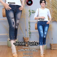 JENNER JEANS 7/9 WOMEN'S RIPPED // WOMEN'S RIPPED JEANS 7/9