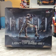 （旺角家樂坊17樓門市現貨） ZD TOYS Iron Man MK42 & Light-up Base Set 中動