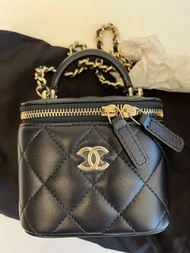 Chanel  小盒子