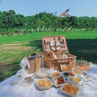 Rattan Wicker picnic basket set for 2 persons Fashion Classic outdoor picnic basket with lid cutlery willow picnic baske