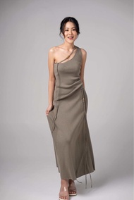 เสื้อ Knit one shoulder asymmetric top (Off-White)