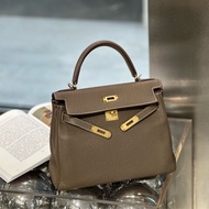 Hermes • Kelly 28 大象灰金釦 Togo皮