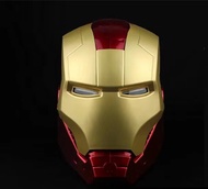 หมวกกันน็อค Iron Man แบบเรืองแสงข้ามพรมแดนที่นิยมในโลกออนไลน์หน้ากาก1 \ 1สามารถเปิดอุปกรณ์ประกอบฉากคอสเพลย์สำหรับผู้ใหญ่และเด็กได้