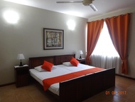 洛克伍德公寓 (Rockwood Apartment)
