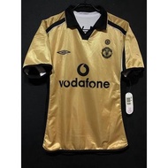 ✵﹍ เสื้อกีฬาแขนสั้น ลายทีมชาติฟุตบอล Manchester United 2001/2002 ชุดเยือน สไตล์เรโทร