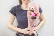 小花束(棒棒糖1支+香皂玫瑰花1支+小熊1隻) 生日 情人節 畢業花束
