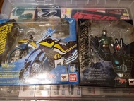 幪面超人RX SHF 及飛蝗號 人連車 Kamen Rider RX + Acrobatter