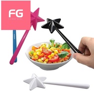 4 PCS Salt and Pepper Shaker Magic Wands Duo Salt / Pepper Black & White & Pink & Blue Plastic 18x7x
