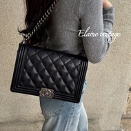 Chanel • 經典黑銀外縫線牛皮Le Boy 28 中大號 有購證✔️