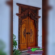 pintu Kupu Tarung Ukir Gebyok kayu Jati Jepara Model Terbaru Mewah
