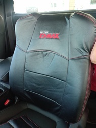 หุ้มเบาะรถยนต์แบบสวมทับ คู่หน้า ลาย  D-MAX ปี 2020-2024 สีดำด้ายแดง BL-SEW-BL  (N /LINE 3 )