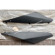 Suzuki VS125 Original Side Cover Lower Set NEW