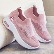 READYSTOCK Magni Shoes women insole breathable platform sneakers soft bottom Kasut Sukan Wanita 302
