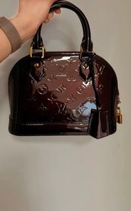 LV Alma BB 漆皮手袋