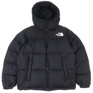 成色極佳的北面 (THE NORTH FACE) NUPTSE 連帽衫 ND92331，黑色，L 碼，正品男款，帶有刺繡 logo。