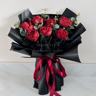 ROSE BOUQUET REAL FLOWER BOUQUET GRADUATION GIFT FLOWER BUCKET FLOWER BOUQUET FLORIST FLOWER BOUQUET