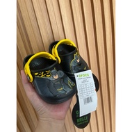 Crocs Iconic Batman (Glow in the Dark)