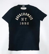 【 A&F Style 全新真品】Abercrombie & Fitch 經典 1892LOGO 貼布 短T T恤 M號