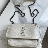 Ysl  奶昔色Niki baby
