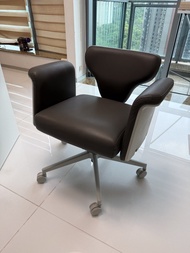 NEWTRAL Freedom-X 人體工學椅-純素皮革面（灰）