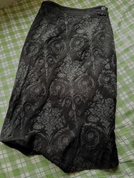 全新 Vivienne Westwood Red Label Skirt 黑色高貴壓紋圖案 不規則裙腳半身裙