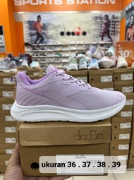 sepatu sport cewek diadora putih polos ukuran diadora wanita