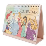⭐會員專享特價年曆/手帳任選2件5折⭐  迪士尼 Disney Princess 迪士尼公主 正版 2023 年曆 線圈 桌曆 桌上 坐檯 月曆 日曆 家居 台灣假期 (彩色大集合)