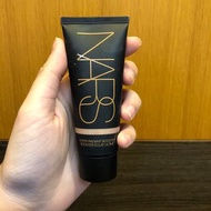 Nars 超模珍珠光澤乳 / 妝前乳 / 打亮