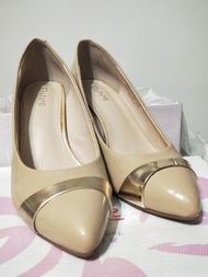 (6公分高)Daphne達芙妮 鞋子25號 杏色 基本款女鞋 包鞋