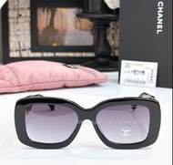 👏CHANEL Rectangle太陽眼鏡 Sunglasses 全實拍 100% new🎁 男女同款 墨鏡 防曬 防紫外線 生日禮物 紀念日 gift 免運費 包郵 Carousell官方💎紫鑽商店