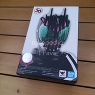 Bandai SHFiguarts SHF SS Shinkocchou Seihou Kamen / Masked Rider Decade 50th Anniversary Ver.