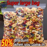 Mixed Nuts and Fruits Snack Trail Mix Nuts and Dried Fruits Mixed Nuts women low-fat mixed nuts