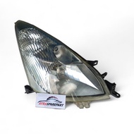 Headlamp / RIGHT Headlamp for the Nissan Grand Livina car