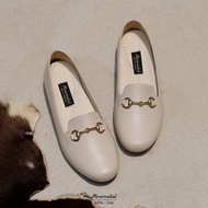 𝐌𝐈𝐍𝐈𝐌𝐀𝐋𝐈𝐒𝐓 รองเท้าหนังวัวรุ่น Alfie (Oat) ทรง loafer หน้าเท้ากว้างใส่สบาย