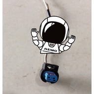 Original 2 pin socket Toyota lexus fortuner innova zenix hilux Cross yaris great corolla Etios alpha