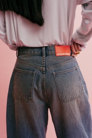The Freckled Market - FKM Barrel Jeans กางเกงยีนส์ขากว้าง สีฟอก